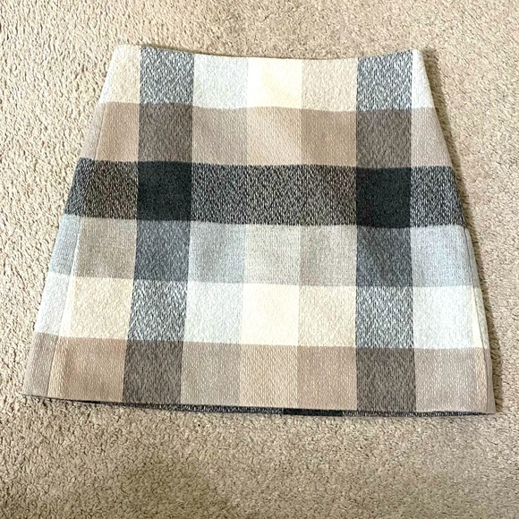 Loft Dresses & Skirts - Loft petite women’s skirt size 00P with lining